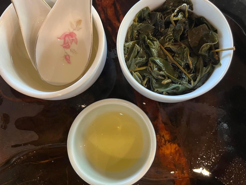 阿里山茶葉與阿里山茶湯